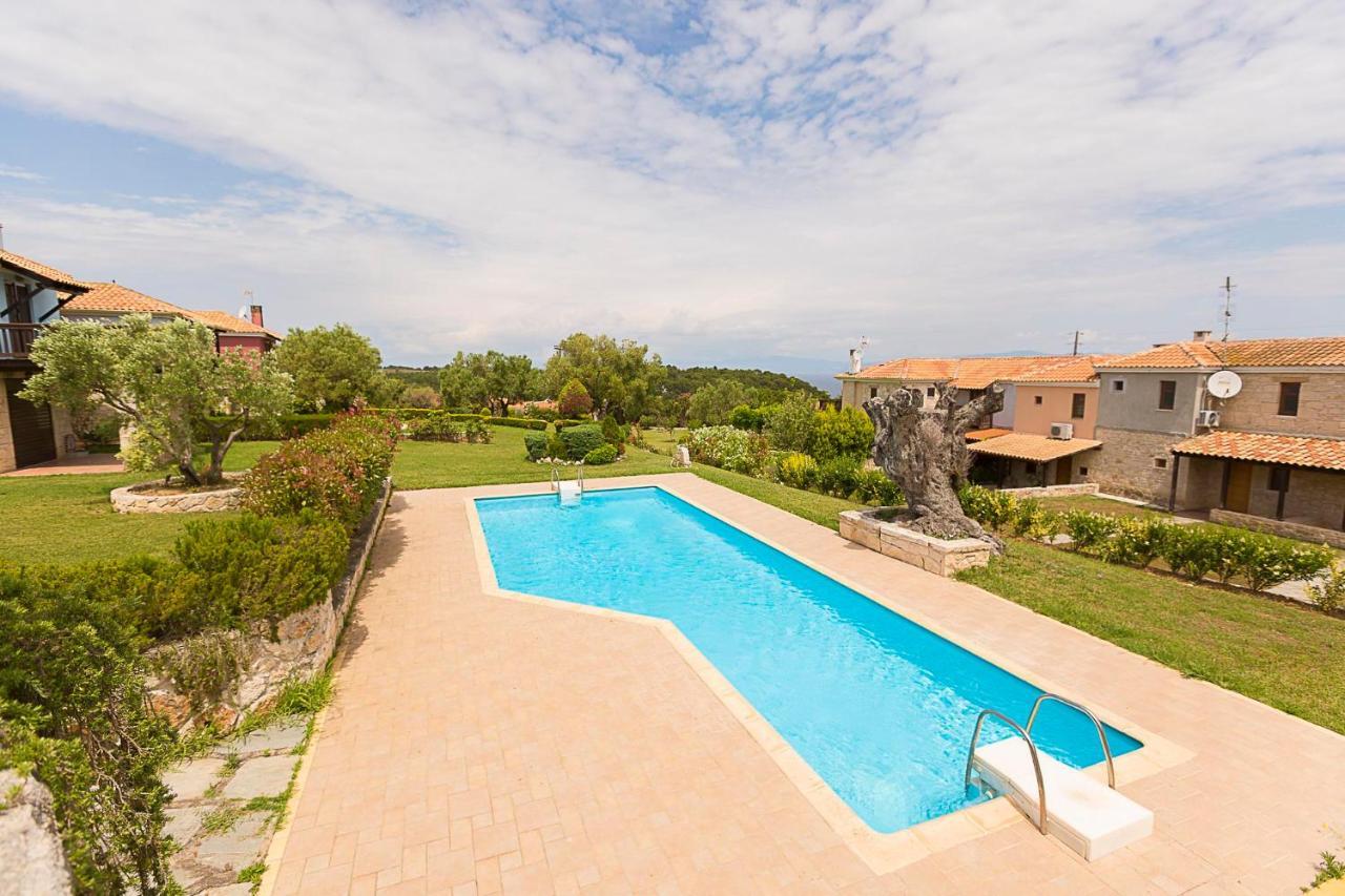 Rastoni Retreats #Feelslikehome Afytos Exterior photo